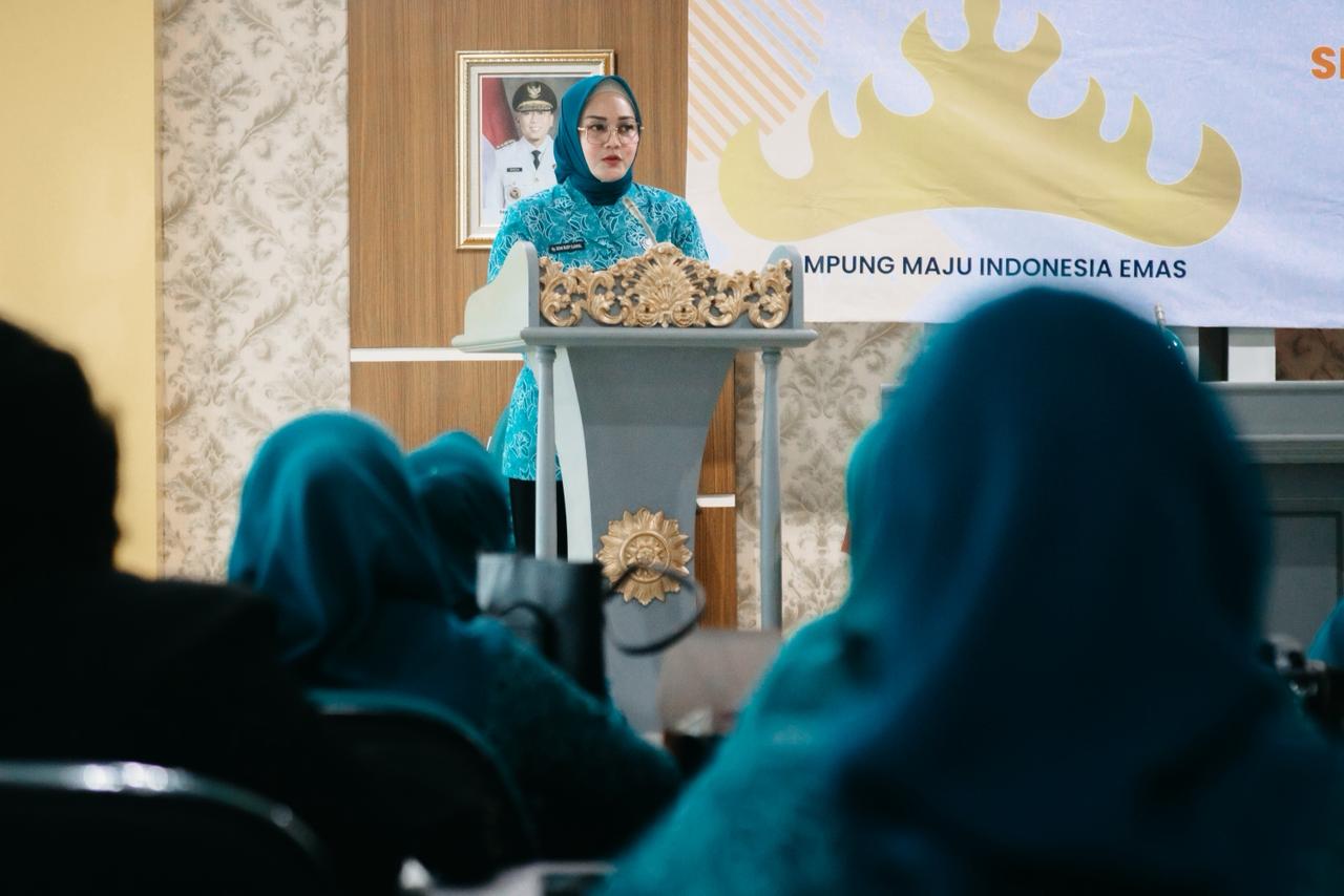 Perkuat Peran Keluarga, TP. PKK Provinsi Lampung Gelar Seminar Pola Asuh Anak dan Remaja 2025